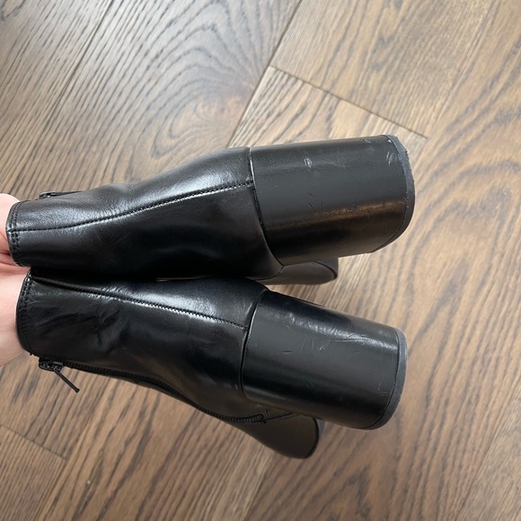Black Leather Aldo Ankle Booties 7.5 GUC - Picture 4 of 10